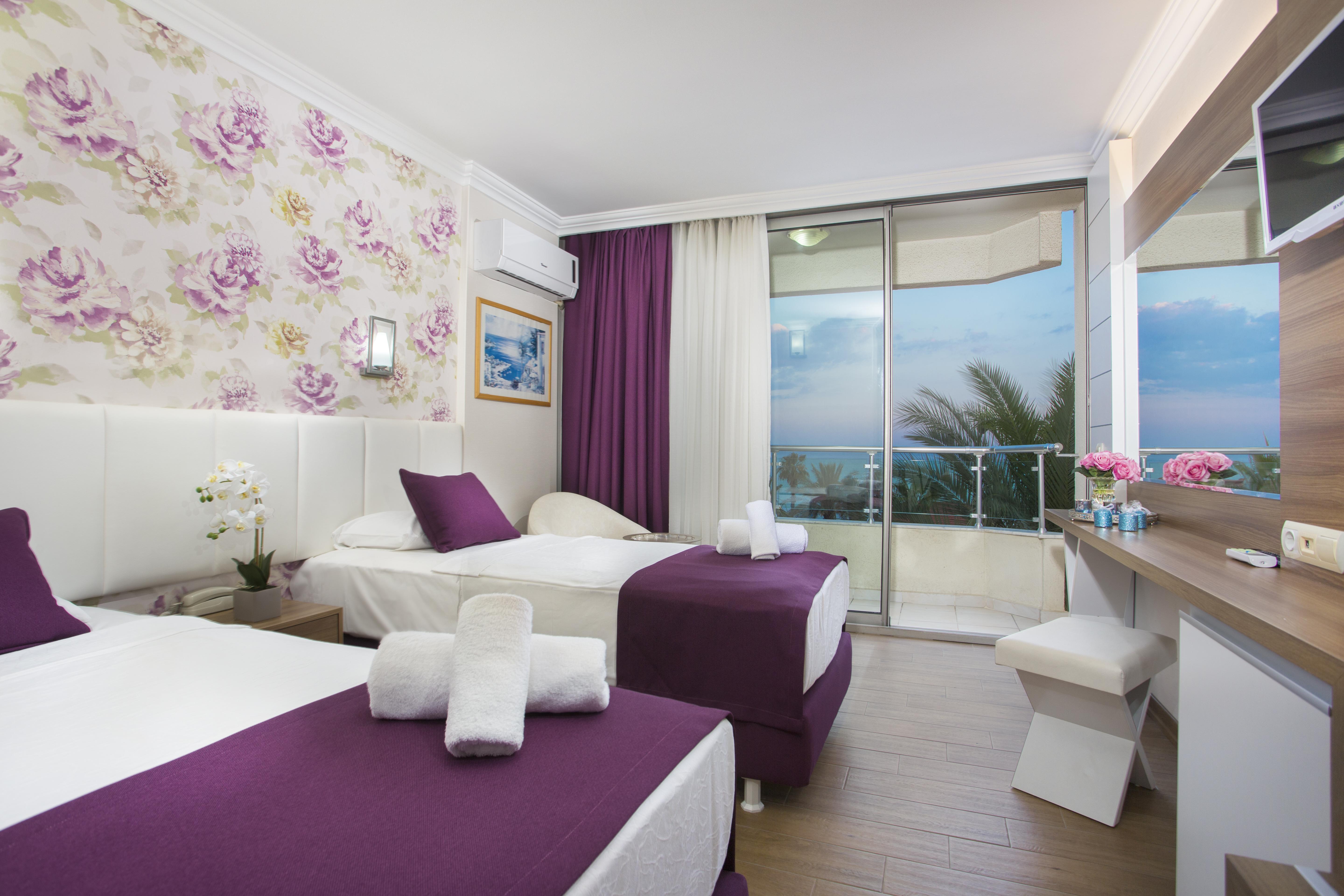 Bueyuek Hotel (Adults Only) Alanya Luaran gambar