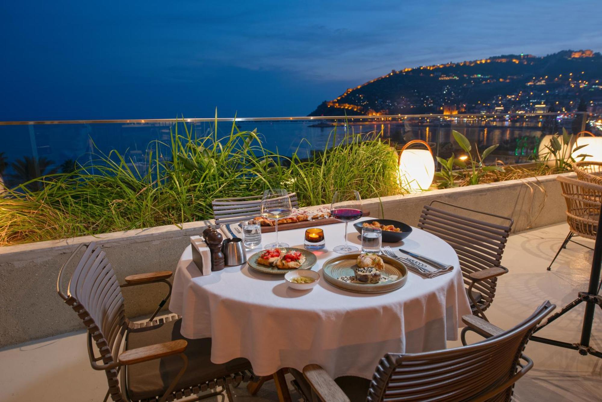 Bueyuek Hotel (Adults Only) Alanya Luaran gambar